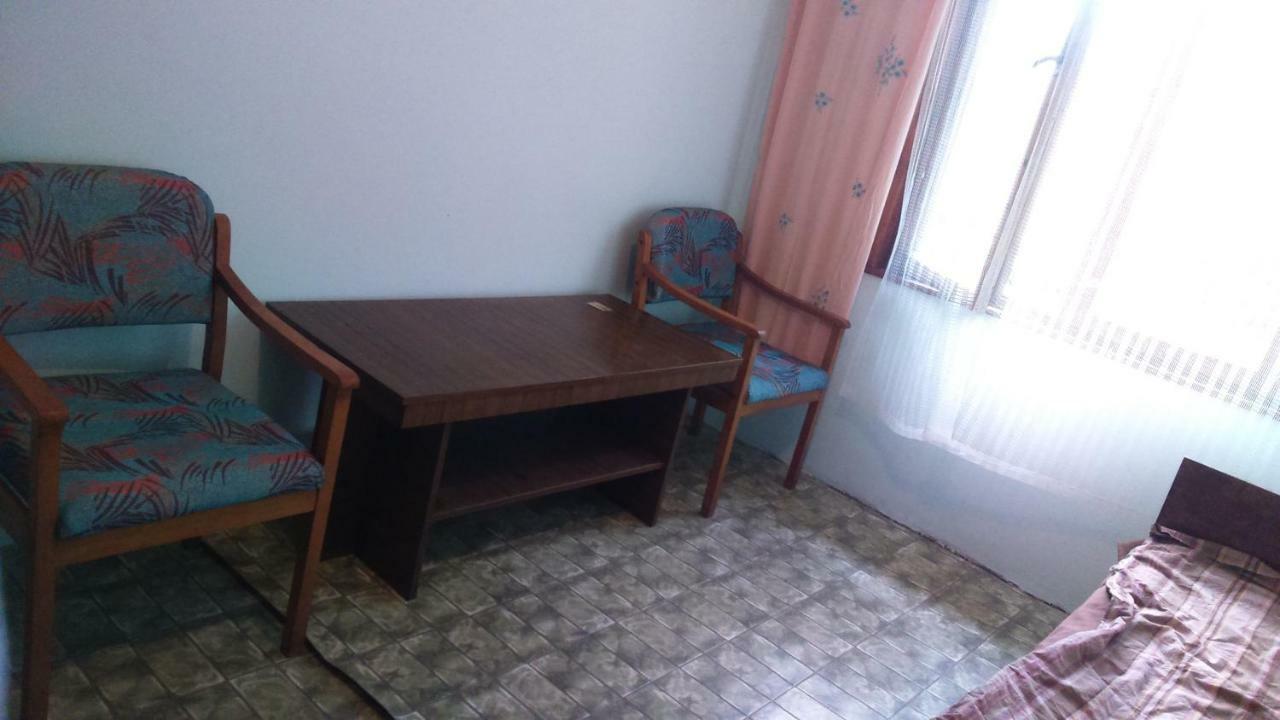 Вилна Зона Златни Пясъци, Спирка Ален Мак Varna Bagian luar foto